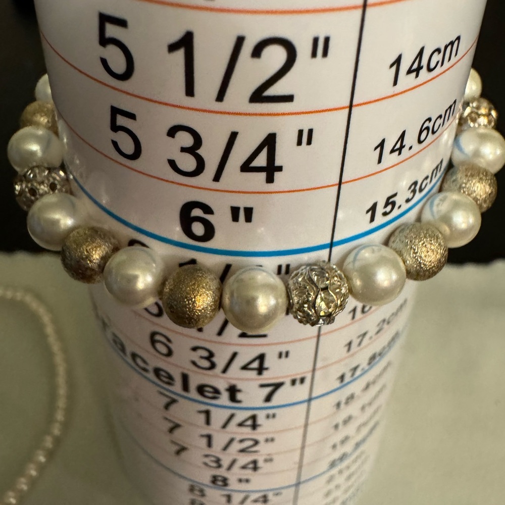 Elegant Dainty Pearl Bracelet Set- White Simulated
Pearls with Silver Accents - Picture 5 of 8